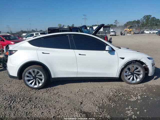 Aukcja sprzedaży 2026 Tesla Model Y Premium Rear-wheel Drive/standard Rear-wheel Drive, vin: 7SAYGDED1TF540354, numer aukcji: 44649804