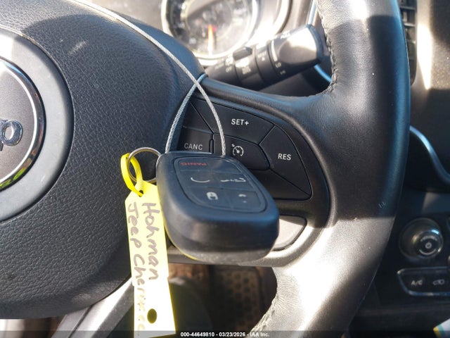 44649810 :رقم المزاد ، 1C4PJMBX0KD217945 vin ، 2019 Jeep Cherokee Trailhawk 4x4 مزاد بيع