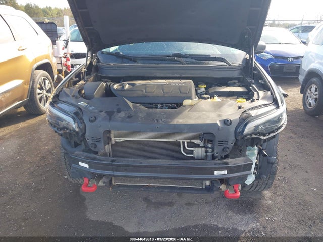 44649810 :رقم المزاد ، 1C4PJMBX0KD217945 vin ، 2019 Jeep Cherokee Trailhawk 4x4 مزاد بيع