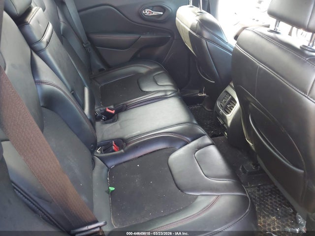 44649810 :رقم المزاد ، 1C4PJMBX0KD217945 vin ، 2019 Jeep Cherokee Trailhawk 4x4 مزاد بيع