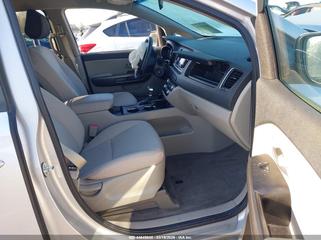 Продаж на аукціоні авто 2021 Kia Sedona Lx, vin: KNDMB5C15M6667680, номер лоту: 44649840