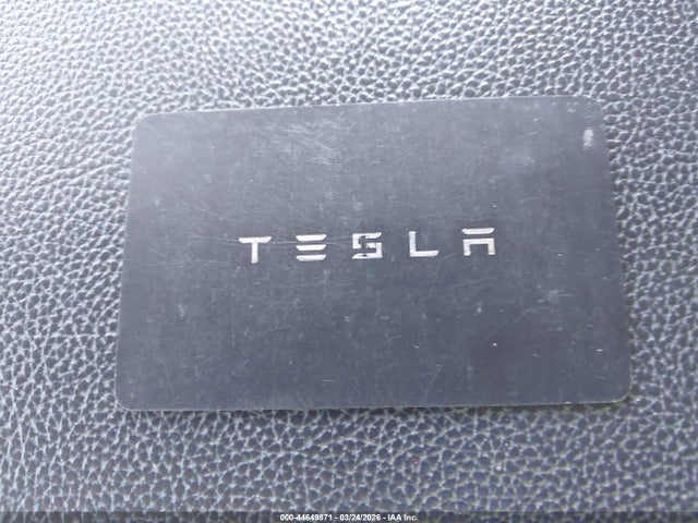 Продажа на аукционе авто 2018 Tesla Model 3, vin: 5YJ3E1EA2JF012689, номер лота: 44649871