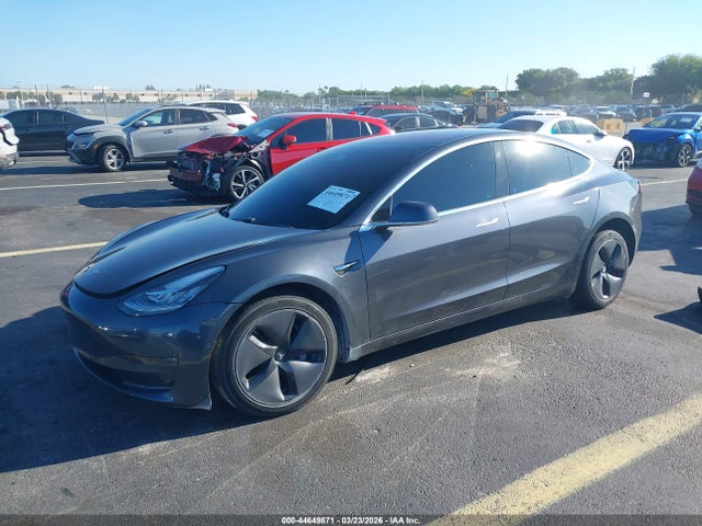 Продажа на аукционе авто 2018 Tesla Model 3, vin: 5YJ3E1EA2JF012689, номер лота: 44649871