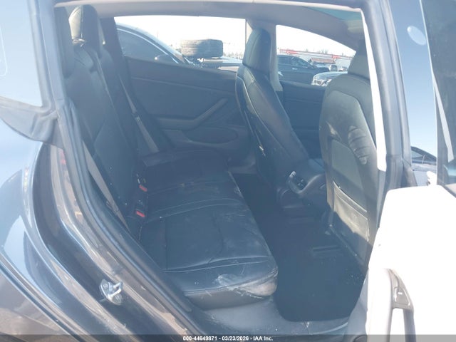 Продажа на аукционе авто 2018 Tesla Model 3, vin: 5YJ3E1EA2JF012689, номер лота: 44649871
