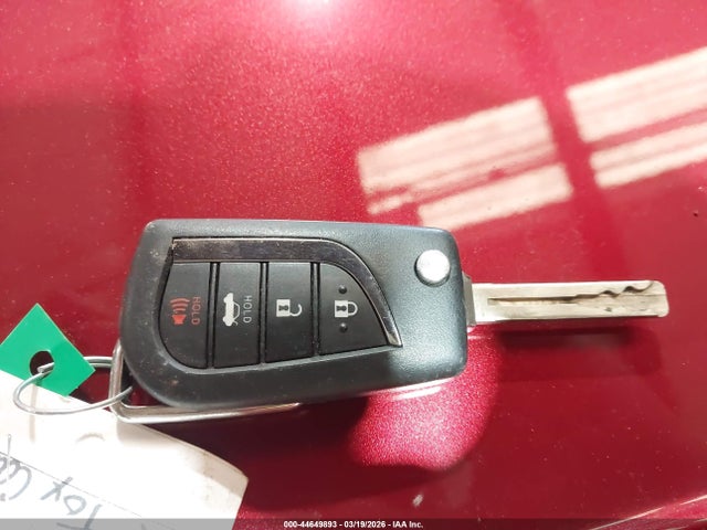 Продажа на аукционе авто 2022 Toyota Camry Le, vin: 4T1C11AK7NU666882, номер лота: 44649893