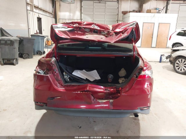 Продажа на аукционе авто 2022 Toyota Camry Le, vin: 4T1C11AK7NU666882, номер лота: 44649893