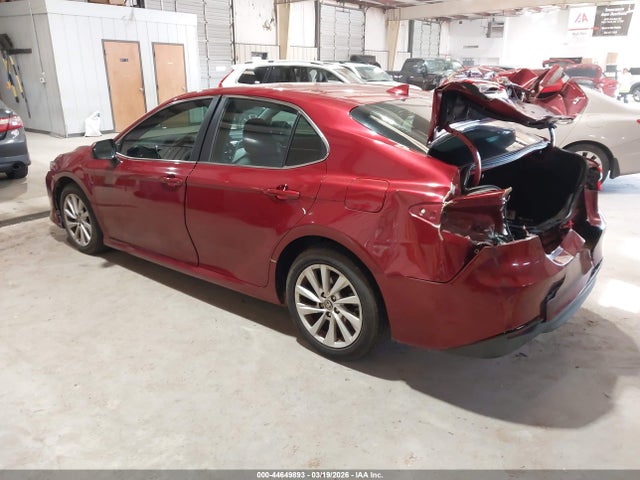 Продажа на аукционе авто 2022 Toyota Camry Le, vin: 4T1C11AK7NU666882, номер лота: 44649893