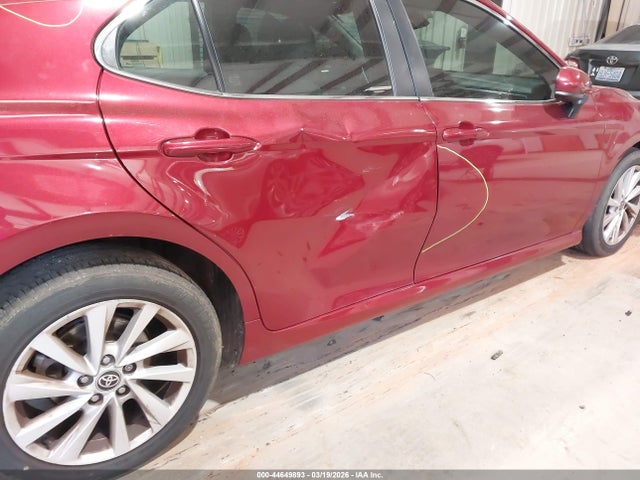 Продажа на аукционе авто 2022 Toyota Camry Le, vin: 4T1C11AK7NU666882, номер лота: 44649893