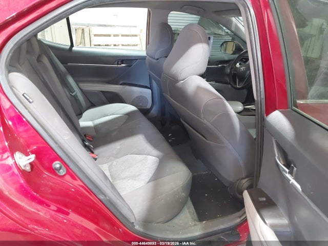 Продажа на аукционе авто 2022 Toyota Camry Le, vin: 4T1C11AK7NU666882, номер лота: 44649893