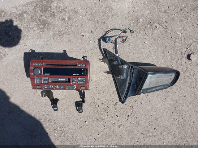 44649908 :رقم المزاد ، 1G6ET12992B103488 vin ، 2002 Cadillac Eldorado Etc مزاد بيع