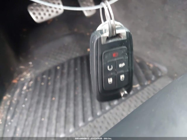 44649912 :رقم المزاد ، 2G4GV5GV3D9249253 vin ، 2013 Buick Regal Gs مزاد بيع