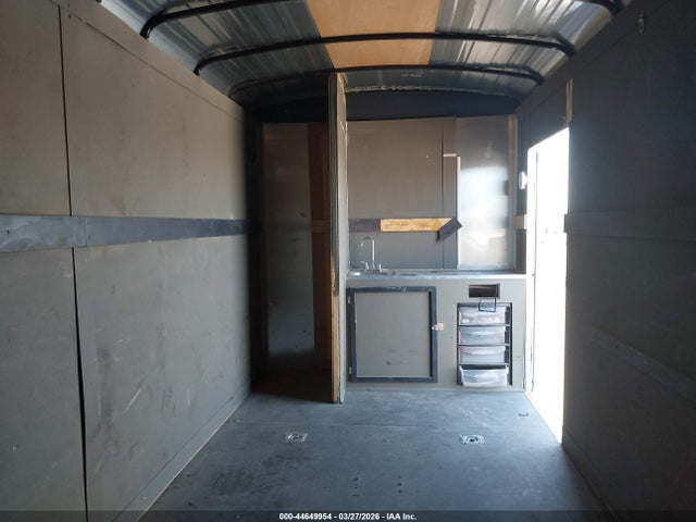 2017 Carry On Cargo Trailer მანქანა იყიდება აუქციონზე, vin: 4YMBC1621HN024334, აუქციონის ნომერი: 44649954