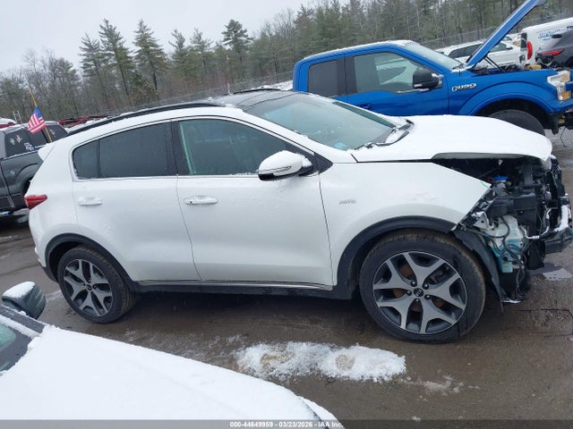 Продажа на аукционе авто 2018 Kia Sportage Sx Turbo, vin: KNDPRCA68J7484131, номер лота: 44649959