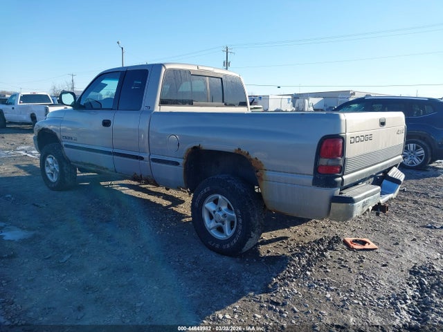 44649982 :رقم المزاد ، 3B7HF13Y1XM569360 vin ، 1999 Dodge Ram 1500 St مزاد بيع