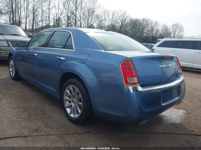 2011 CHRYSLER 300 2C3CA5CG8BH592783 Photo 2