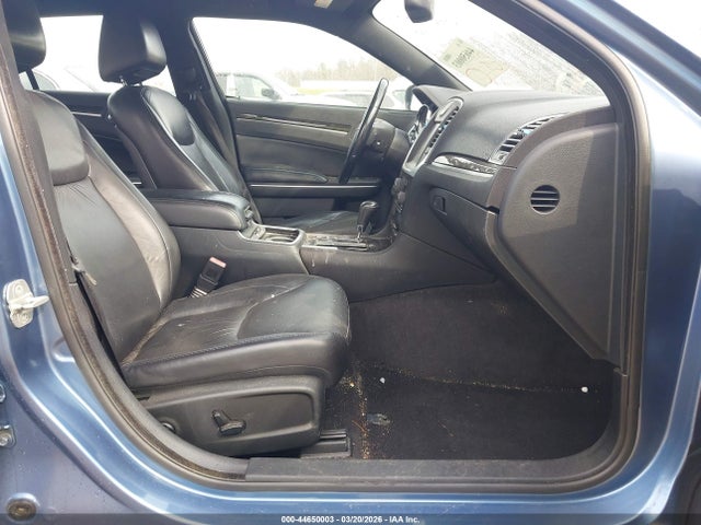 2011 CHRYSLER 300 2C3CA5CG8BH592783 Photo 4