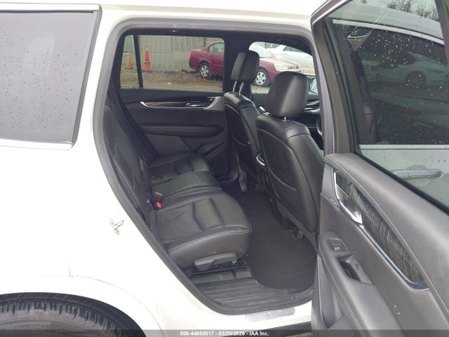44650017 :رقم المزاد ، 1GYKPCRS8MZ139640 vin ، 2021 Cadillac Xt6 Fwd Premium Luxury مزاد بيع