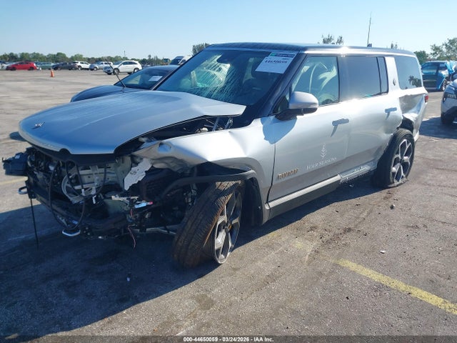 2023 RIVIAN R1S 7PDSGABAXPN011819 Photo 1