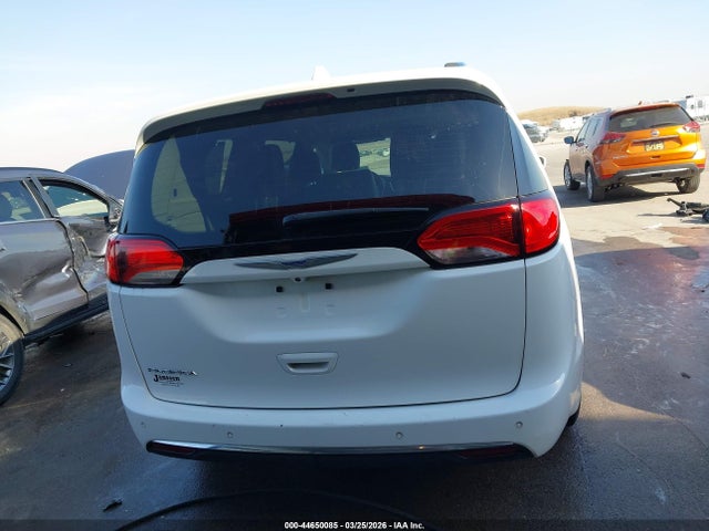 2019 Chrysler Pacifica Touring L მანქანა იყიდება აუქციონზე, vin: 2C4RC1BG0KR651829, აუქციონის ნომერი: 44650085