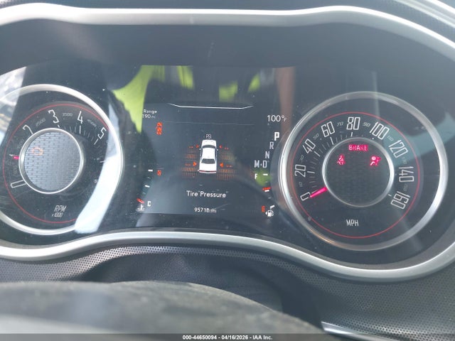 Продаж на аукціоні авто 2015 Dodge Challenger Sxt Plus, vin: 2C3CDZBGXFH904883, номер лоту: 44650094