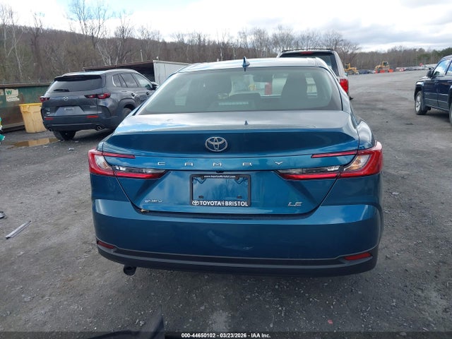 Продажа на аукционе авто 2025 Toyota Camry Le, vin: 4T1DAACK7SU627464, номер лота: 44650102