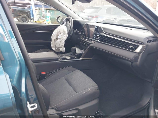 Продажа на аукционе авто 2025 Toyota Camry Le, vin: 4T1DAACK7SU627464, номер лота: 44650102