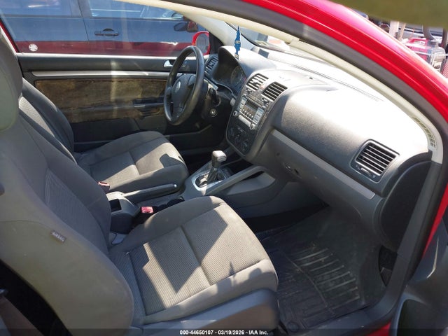 44650107 :رقم المزاد ، WVWBA71K98W172051 vin ، 2008 Volkswagen Rabbit S مزاد بيع
