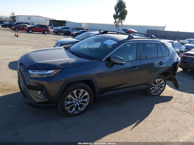 2T3C1RFV4PW296938 Toyota Rav4 Xle Premium