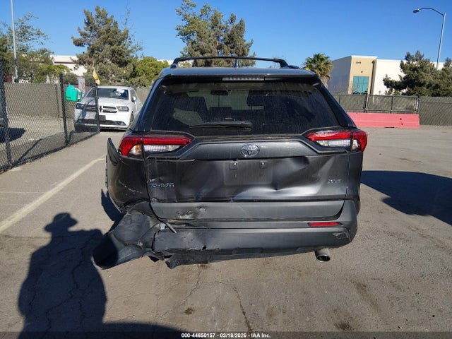 2T3C1RFV4PW296938 Toyota Rav4 Xle Premium