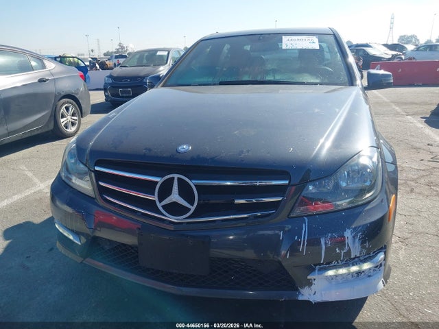 Продажа на аукционе авто 2014 Mercedes-benz C 250 Sport, vin: WDDGF4HB2EG246451, номер лота: 44650156
