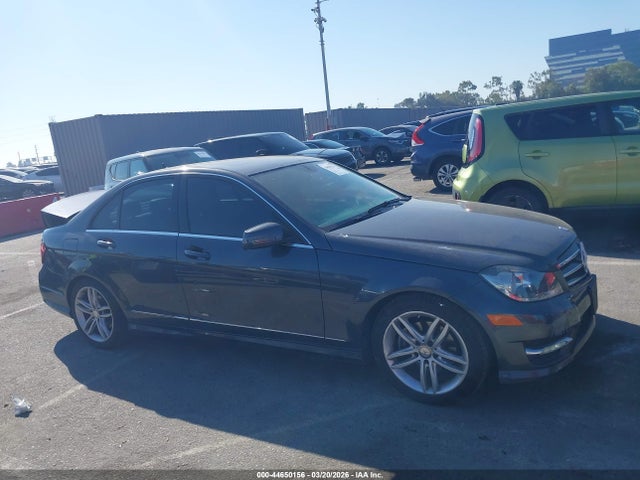 Продажа на аукционе авто 2014 Mercedes-benz C 250 Sport, vin: WDDGF4HB2EG246451, номер лота: 44650156