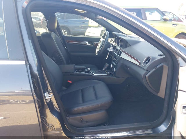 Продажа на аукционе авто 2014 Mercedes-benz C 250 Sport, vin: WDDGF4HB2EG246451, номер лота: 44650156