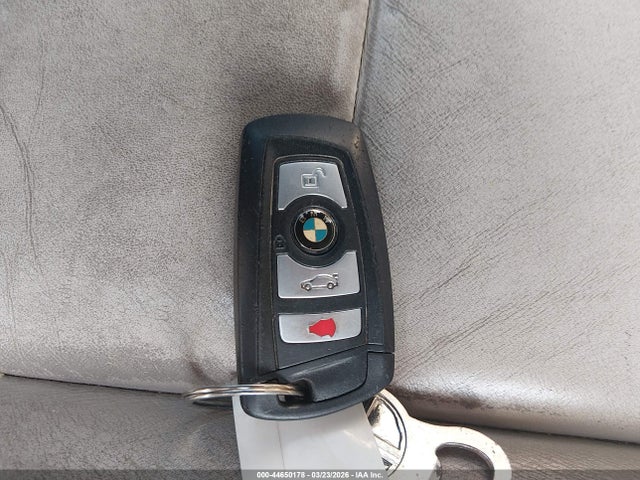 44650178 :رقم المزاد ، WBA5A5C53GG347828 vin ، 2016 Bmw 528i مزاد بيع