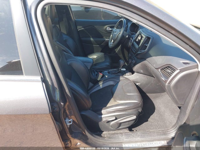 Продажа на аукционе авто 2019 Jeep Cherokee Latitude Plus Fwd, vin: 1C4PJLLB8KD455572, номер лота: 44650189