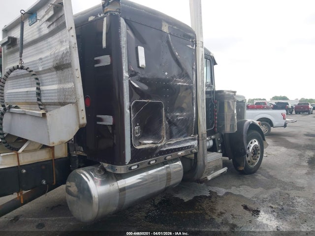 Продажа на аукционе авто 2005 Peterbilt 379, vin: 1XP5DB9X05D832720, номер лота: 44650201