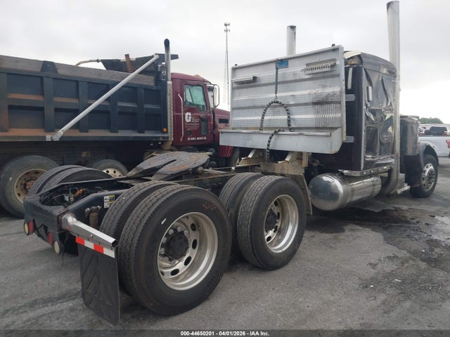 Продажа на аукционе авто 2005 Peterbilt 379, vin: 1XP5DB9X05D832720, номер лота: 44650201