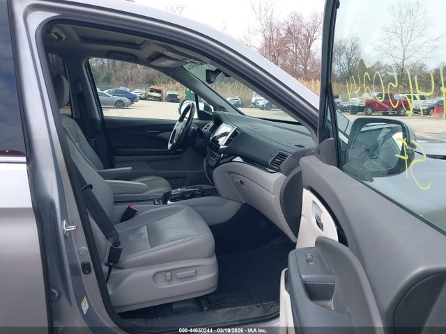 Продажа на аукционе авто 2016 Honda Pilot Elite, vin: 5FNYF6H01GB027356, номер лота: 44650244