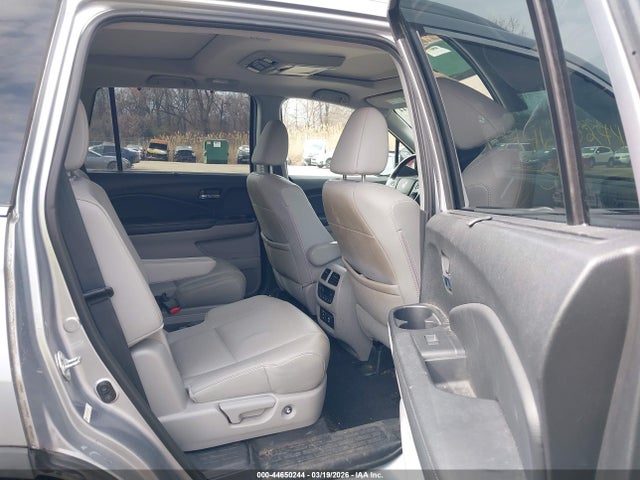 Продажа на аукционе авто 2016 Honda Pilot Elite, vin: 5FNYF6H01GB027356, номер лота: 44650244