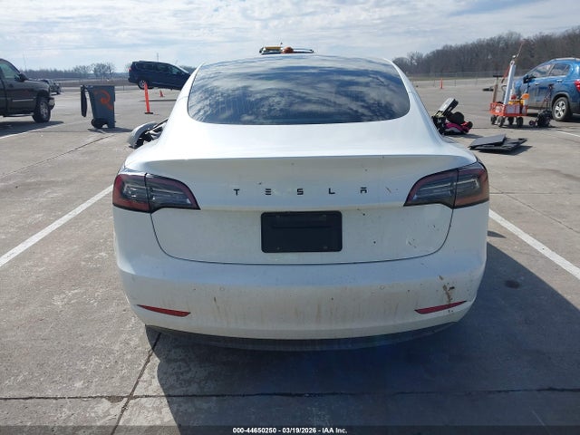 44650250 :رقم المزاد ، 5YJ3E1EB3KF513343 vin ، 2019 Tesla Model 3 Long Range/performance مزاد بيع