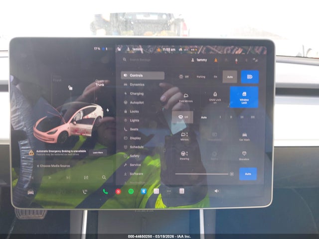 44650250 :رقم المزاد ، 5YJ3E1EB3KF513343 vin ، 2019 Tesla Model 3 Long Range/performance مزاد بيع