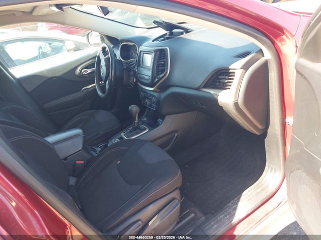Продаж на аукціоні авто 2015 Jeep Cherokee Latitude, vin: 1C4PJMCB9FW697402, номер лоту: 44650259