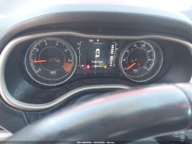 Продаж на аукціоні авто 2015 Jeep Cherokee Latitude, vin: 1C4PJMCB9FW697402, номер лоту: 44650259