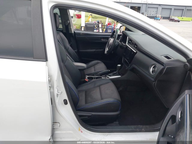 5YFBURHE6HP617695 Toyota COROLLA SE