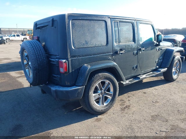 2018 JEEP WRANGLER JK UNLIMITED 1C4HJWEG3JL832960 Photo 3