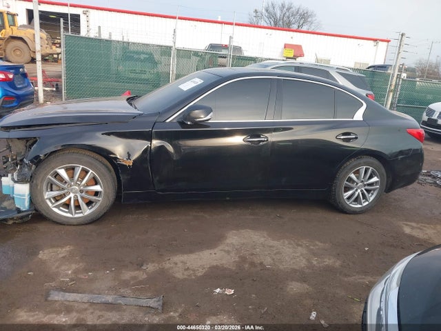 Продажа на аукционе авто 2015 Infiniti Q50 Premium, vin: JN1BV7AR8FM401994, номер лота: 44650320