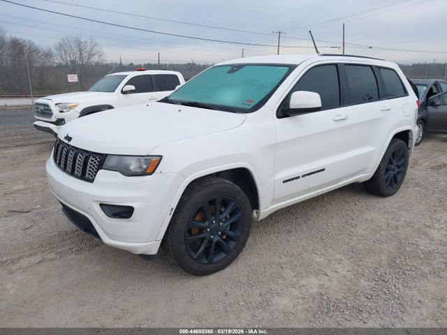 1C4RJEAG9HC915842 Jeep Grand Cherokee Altitude 4x2
