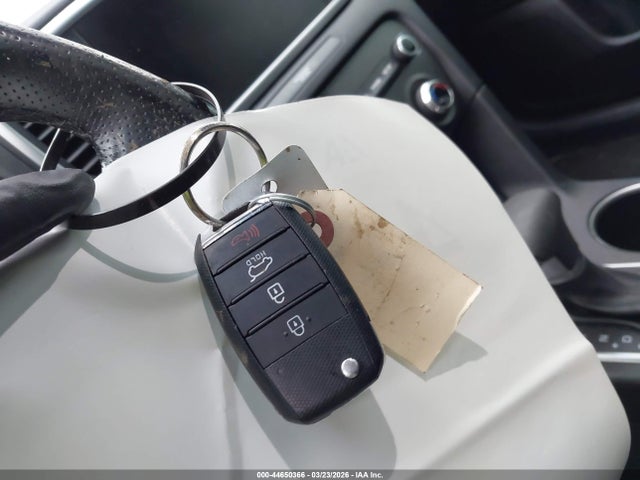 Продаж на аукціоні авто 2020 Kia Sportage S, vin: KNDP6CAC2L7769960, номер лоту: 44650366