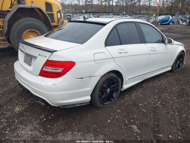 Продажа на аукционе авто 2012 Mercedes-benz C 300 Sport 4matic, vin: WDDGF8BB4CA623801, номер лота: 44650371