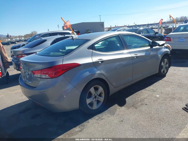 Продаж на аукціоні авто 2013 Hyundai Elantra Gls/limited, vin: KMHDH4AE2DU640555, номер лоту: 44650380