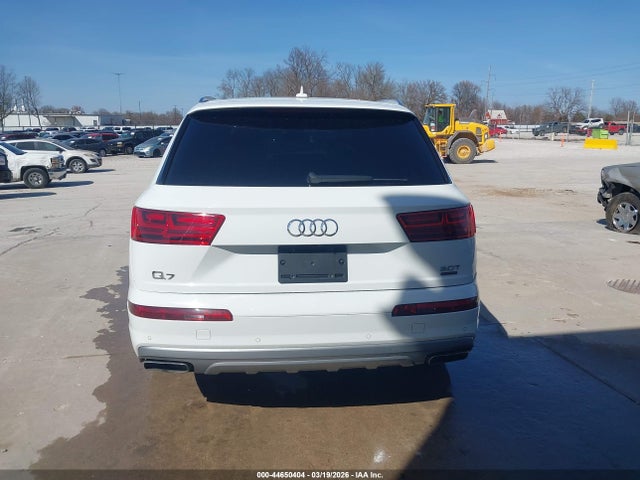 WA1LAAF77JD016110 Audi Q7 3.0t Premium